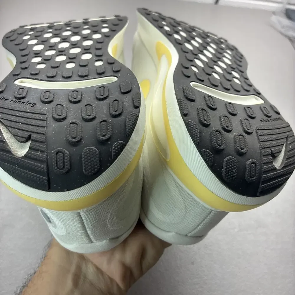 Nike Journey Run Women's Running Shoes Size 10 Women’s Great Condition17.
